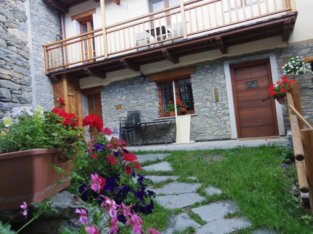 Lo Ni Di Candolle Gignod Exterior foto